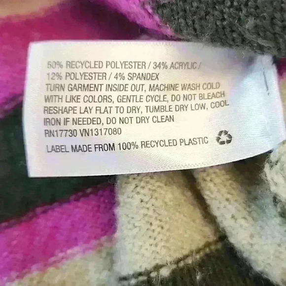 New Day Soft Sweater - Picture 7 of 10